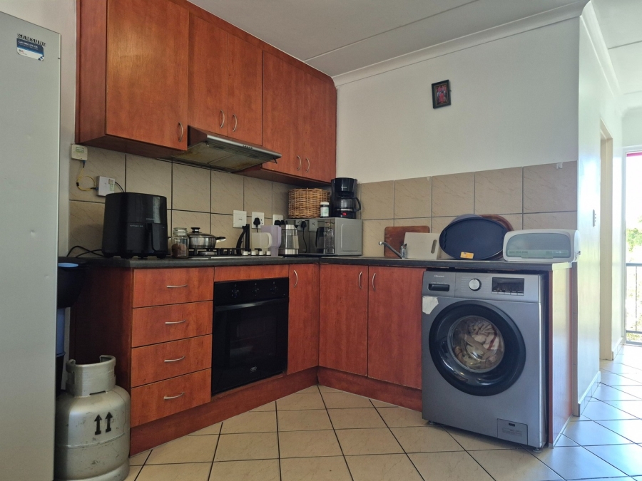 2 Bedroom Property for Sale in Buh Rein Estate Western Cape